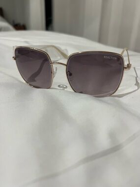 Kenneth Cole Casey 1393 sunglasses NWT